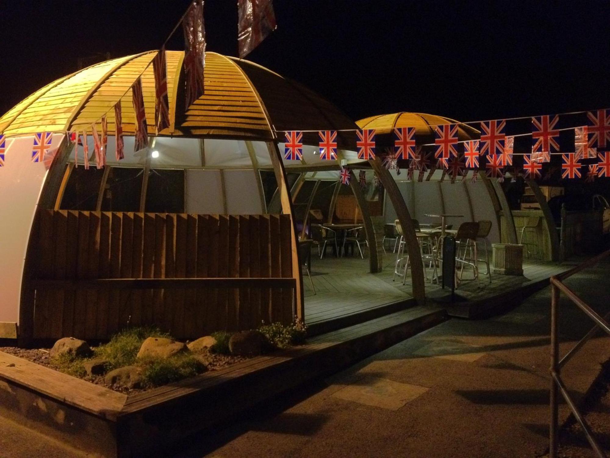Three Horseshoes Country Inn Barry Ngoại thất bức ảnh