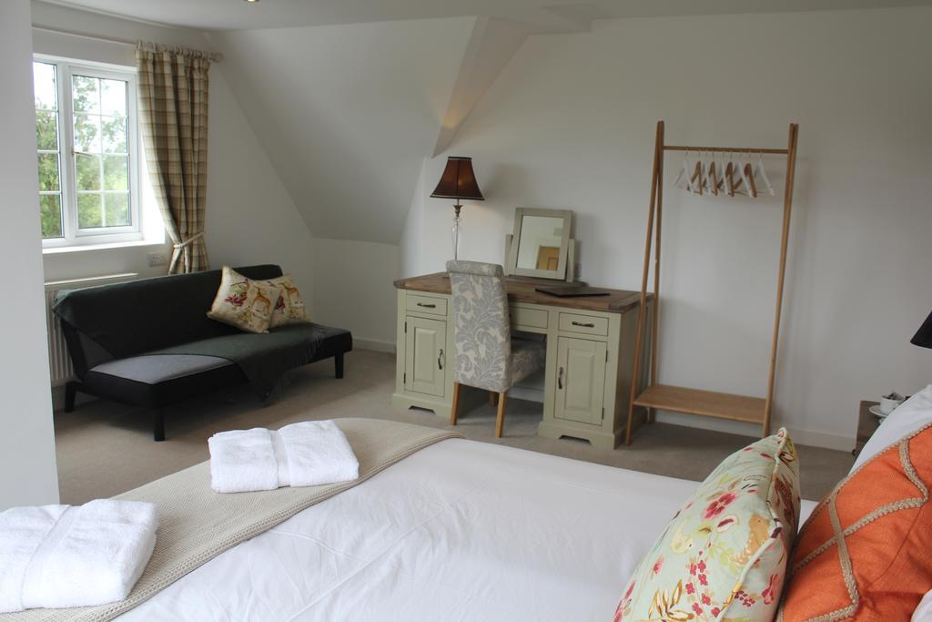 Three Horseshoes Country Inn Barry Ngoại thất bức ảnh